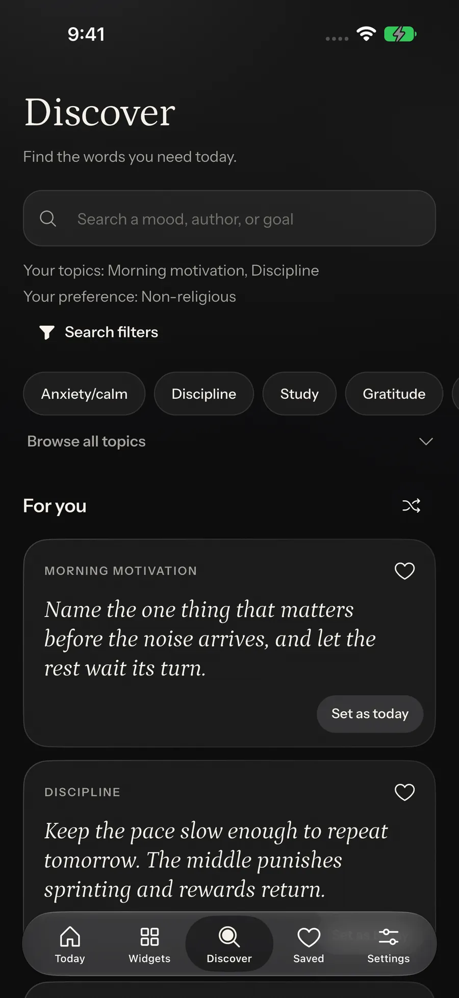 Adelante Discover screen browsing quotes by topic